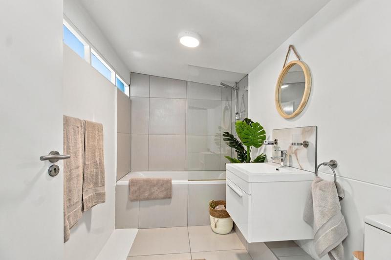 To Let 2 Bedroom Property for Rent in Hout Bay Western Cape